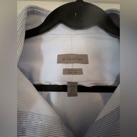 Men’s Calvin Klein Dress Button Down - Picture 3 of 3
